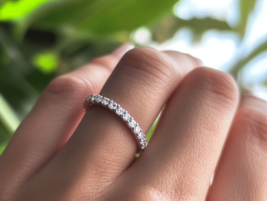 แหวนหมั้นเพชรแถว